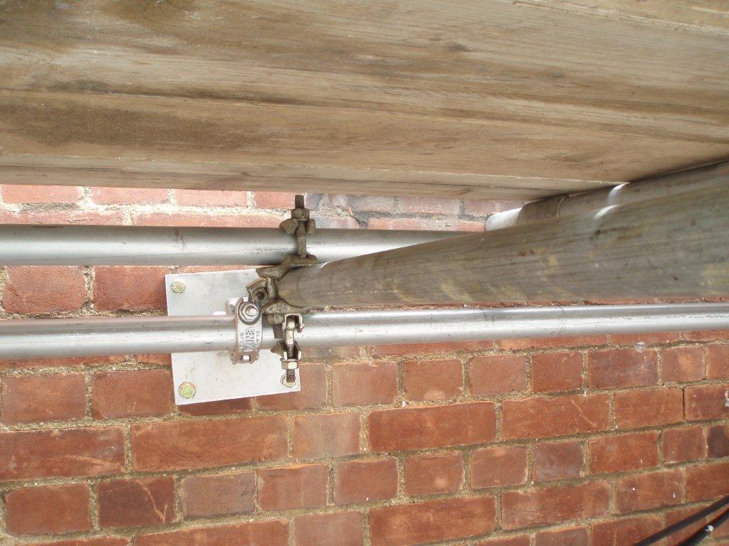 Introduction to common methods for tying in scaffolding